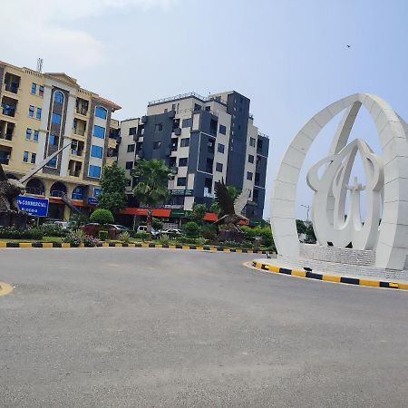 Lavish Residency Guest House Fasial Town Rawalpindi Buitenkant foto