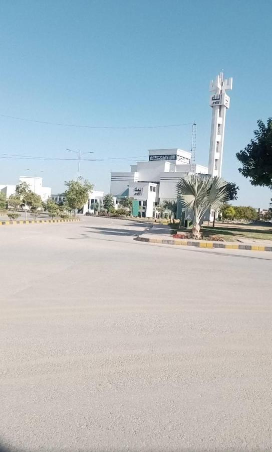 Lavish Residency Guest House Fasial Town Rawalpindi Buitenkant foto