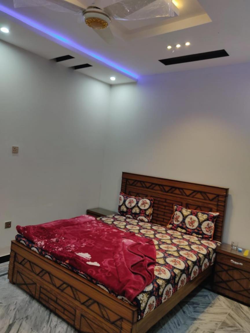 Lavish Residency Guest House Fasial Town Rawalpindi Buitenkant foto